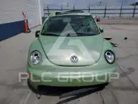 2003 Volkswagen BEETLE photo