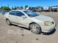 2004 Mitsubishi GALANT photo