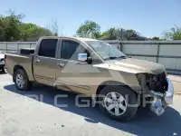 2004 Nissan TITAN фото