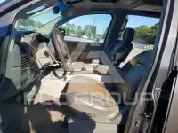 2004 Nissan TITAN фото