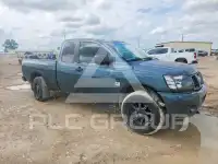 2004 Nissan TITAN фото