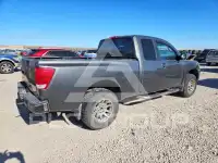 2004 Nissan TITAN фото