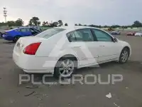 2004 Nissan MAXIMA photo