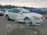 2004 Nissan MAXIMA photo