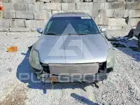 2004 Nissan MAXIMA photo