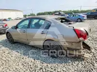 2004 Nissan MAXIMA photo