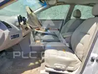 2004 Nissan MAXIMA photo