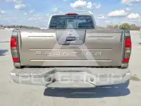 2004 Nissan FRONTIER фото
