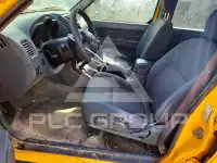 2004 Nissan FRONTIER photo