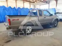 2004 Nissan FRONTIER фото