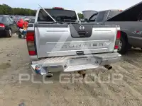 2004 Nissan FRONTIER фото