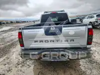 2004 Nissan FRONTIER фото