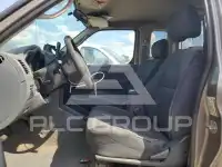 2004 Nissan FRONTIER фото