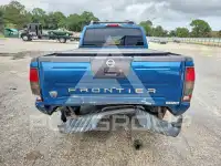 2004 Nissan FRONTIER photo