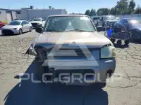 2004 Nissan FRONTIER photo
