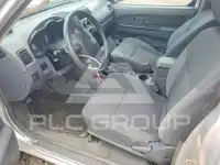 2004 Nissan FRONTIER фото