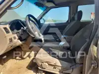 2004 Nissan FRONTIER фото