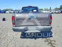 2004 Nissan FRONTIER photo