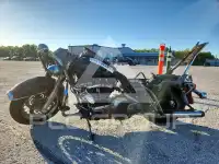 2004 Harley-Davidson FL photo