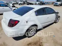 2004 Saturn Ion photo
