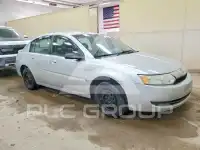 2004 Saturn Ion photo