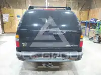 2004 Chevrolet Suburan фото