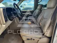 2004 Chevrolet Suburan фото