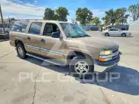 2004 Chevrolet Suburan фото