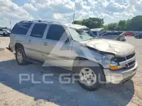2004 Chevrolet Suburan photo