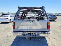 2004 Chevrolet Suburan фото