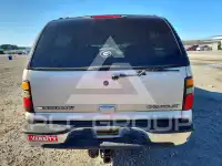 2004 Chevrolet Suburan фото