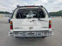 2004 Chevrolet Suburan фото