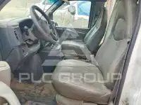 2004 Chevrolet Express photo
