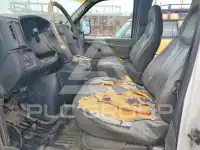 2004 Chevrolet Express photo
