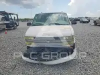 2004 Chevrolet ASTRO photo