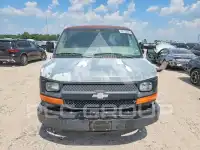 2004 Chevrolet Express photo