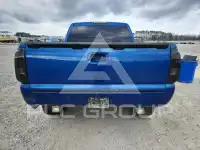 2004 Chevrolet Silverado photo