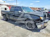 2004 Chevrolet Silverado photo