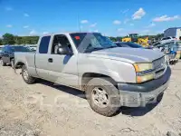 2004 Chevrolet Silverado photo