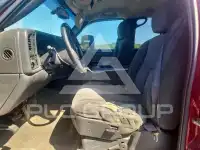 2004 Chevrolet Silverado photo