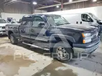 2004 Chevrolet Silverado photo