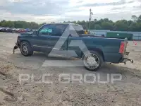 2004 Chevrolet Silverado photo