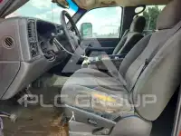 2004 Chevrolet Silverado photo