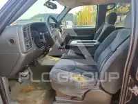 2004 Chevrolet Silverado photo