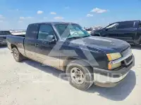 2004 Chevrolet Silverado photo