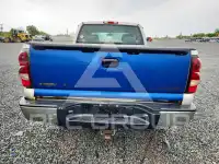 2004 Chevrolet Silverado photo