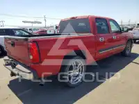 2004 Chevrolet Silverado photo