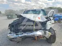2004 Chevrolet Silverado photo