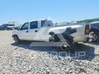 2004 Chevrolet Silverado photo