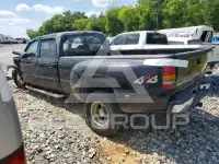 2004 Chevrolet Silverado photo
